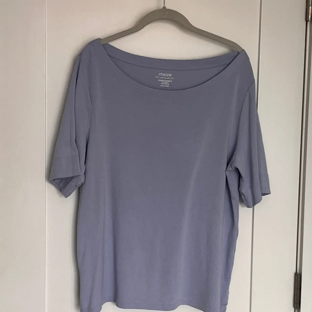 Chicos tee and crops bundle - Picture 5 of 9
